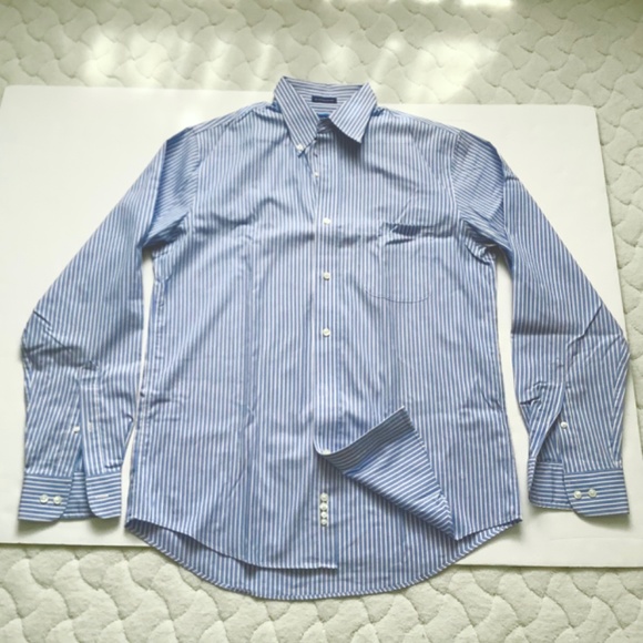 Croft & Barrow Men’s Striped Button Down Dress Shirt - Picture 3 of 10